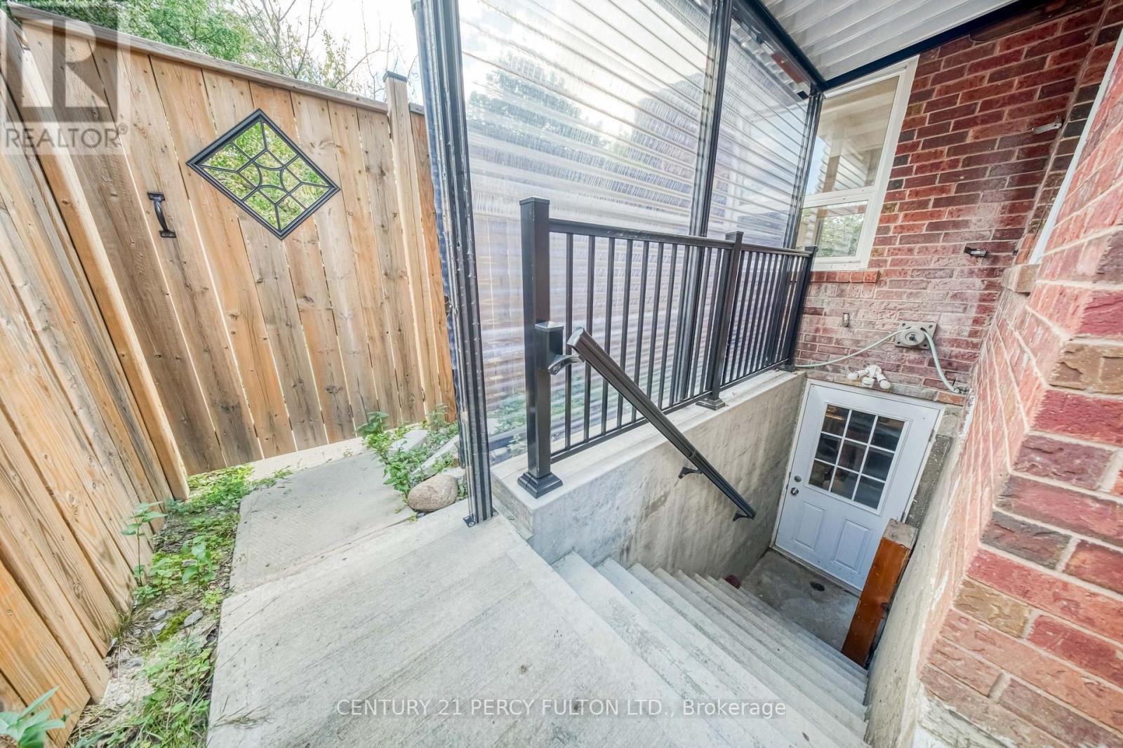 46 HEARNE CRESCENT - Image 24