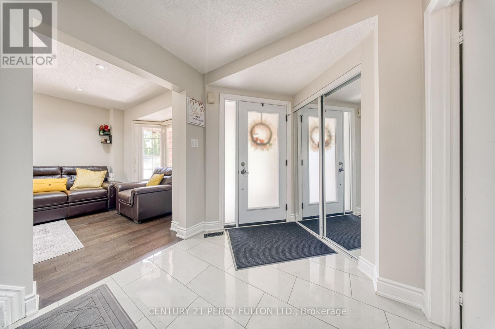 46 HEARNE CRESCENT - 3