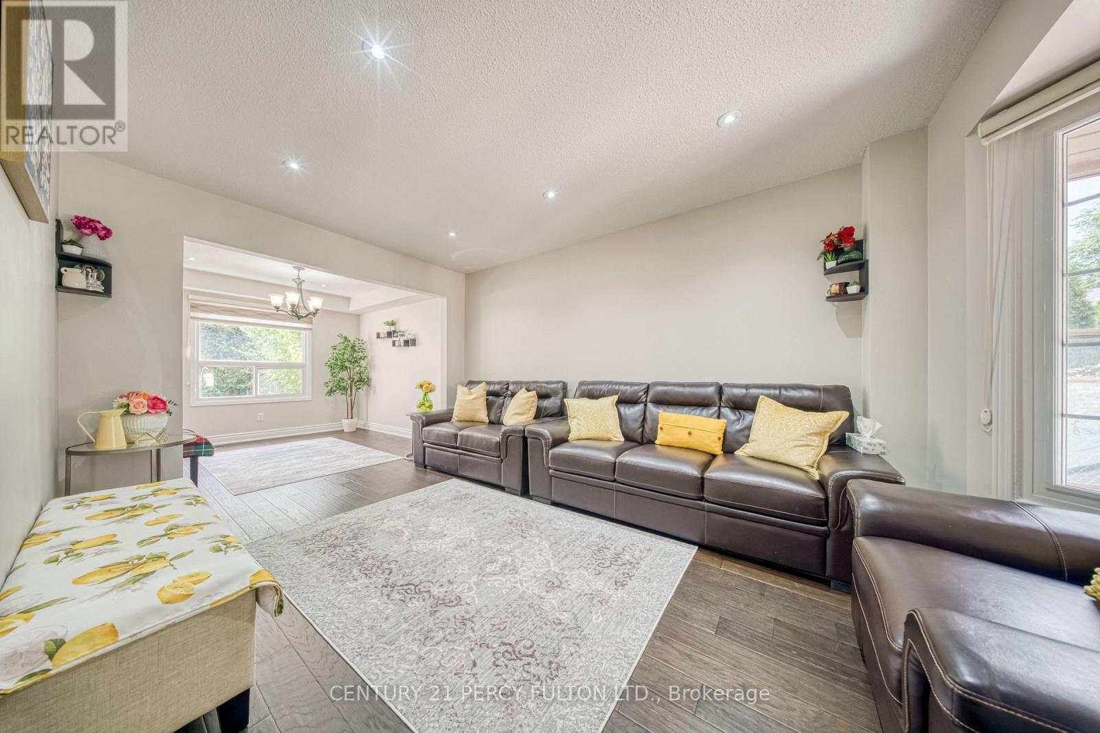 46 HEARNE CRESCENT - 6