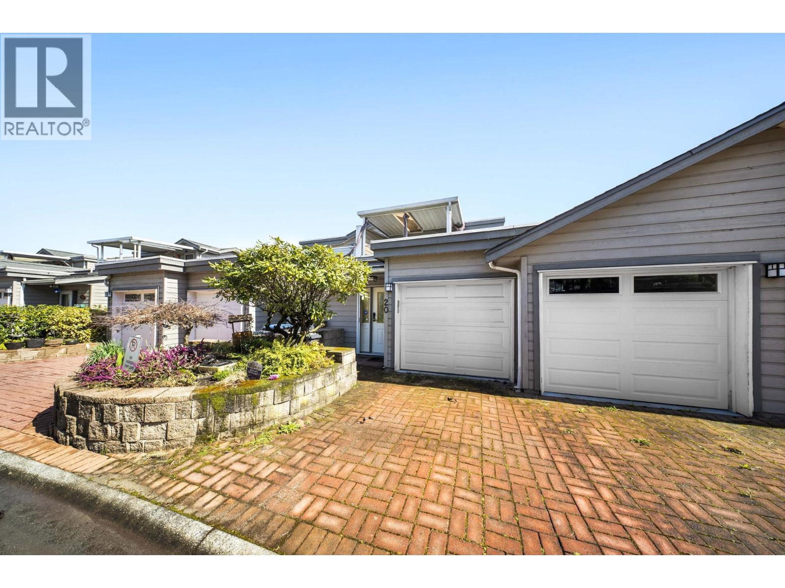 20 323 GOVERNORS COURT, New Westminster