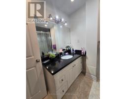 Bsmnt - 67 Woodbury Crescent S, Newmarket, ON L3X2T2 Photo 10
