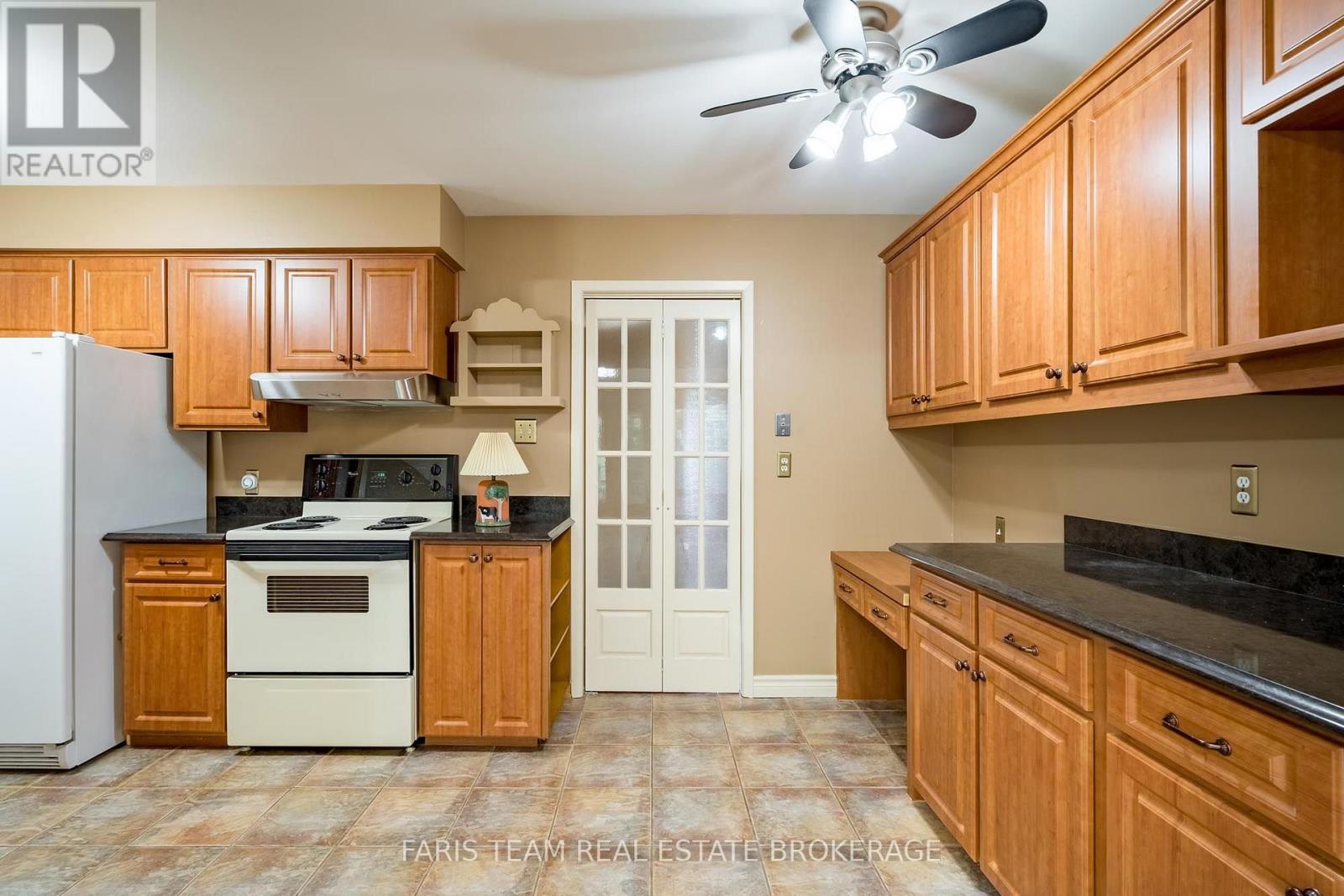 51 DAVIES CRESCENT - Image 11