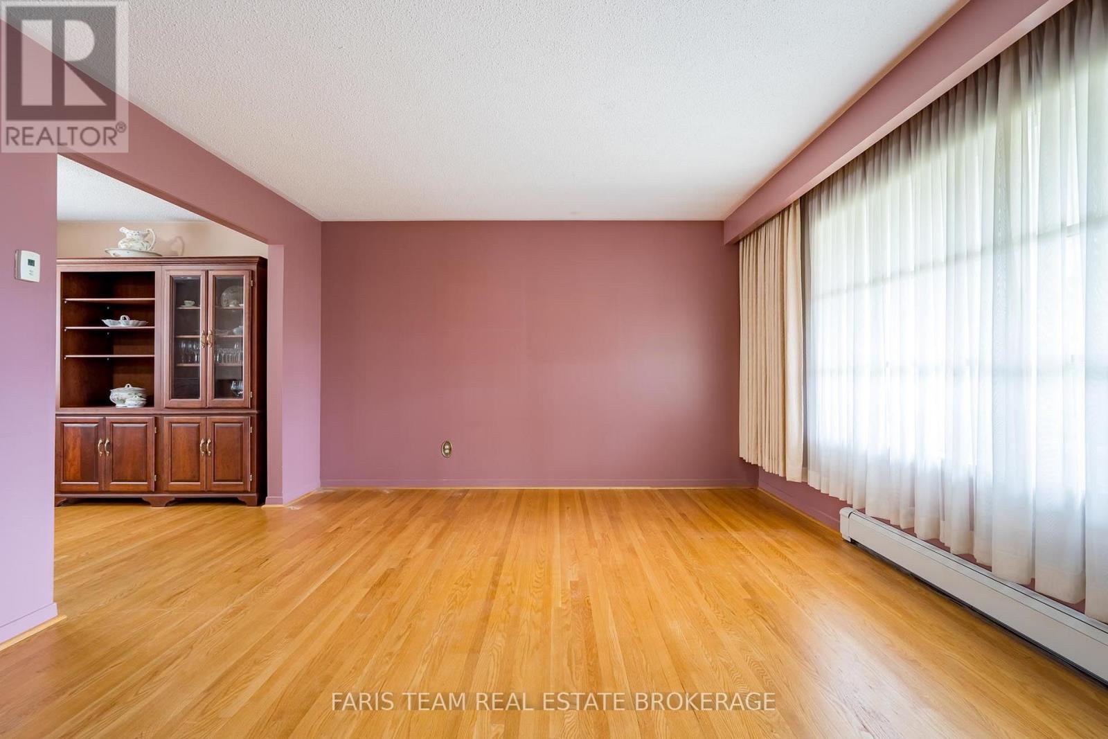 51 DAVIES CRESCENT - Image 15