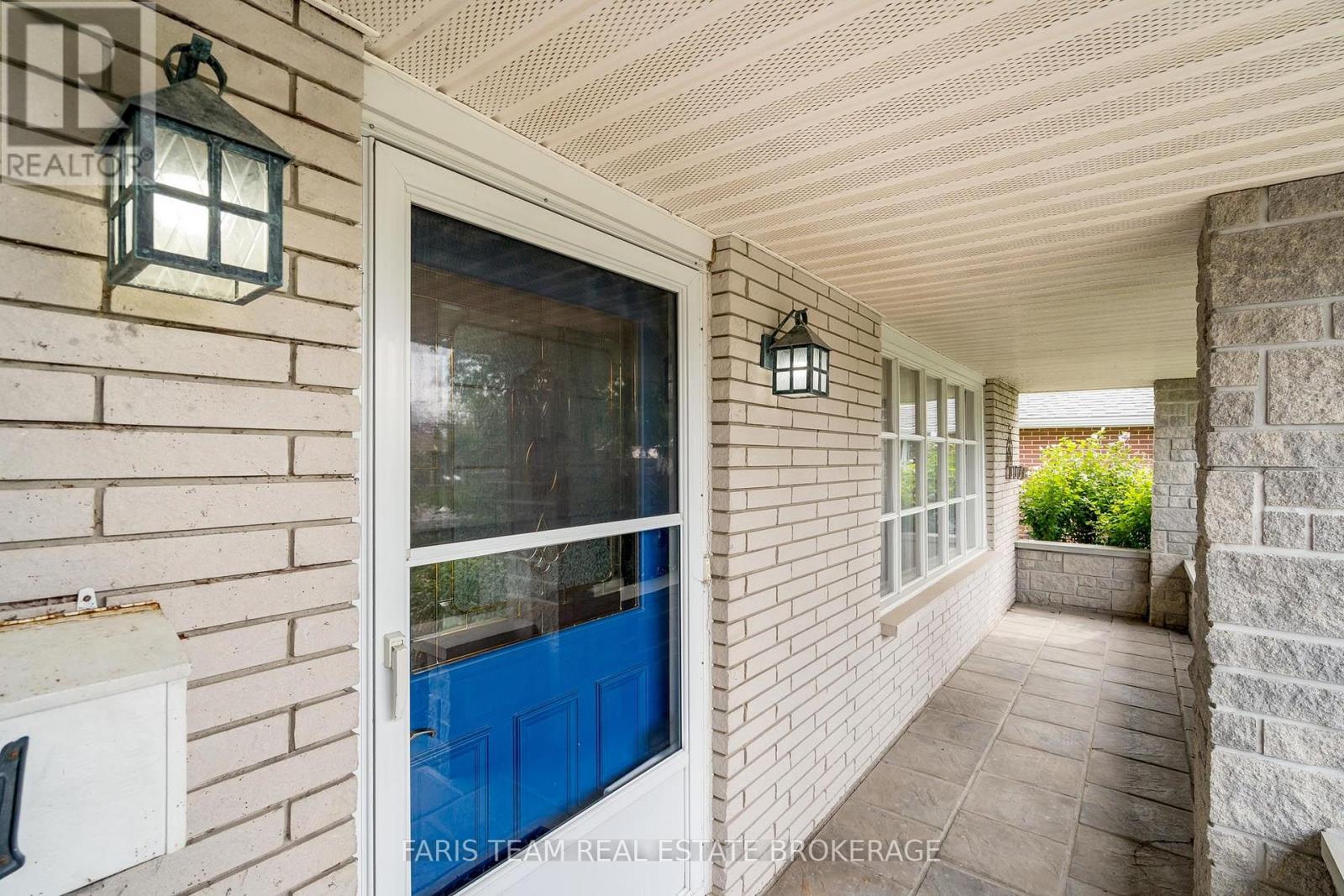 51 DAVIES CRESCENT, Barrie (Grove East) — photo 4