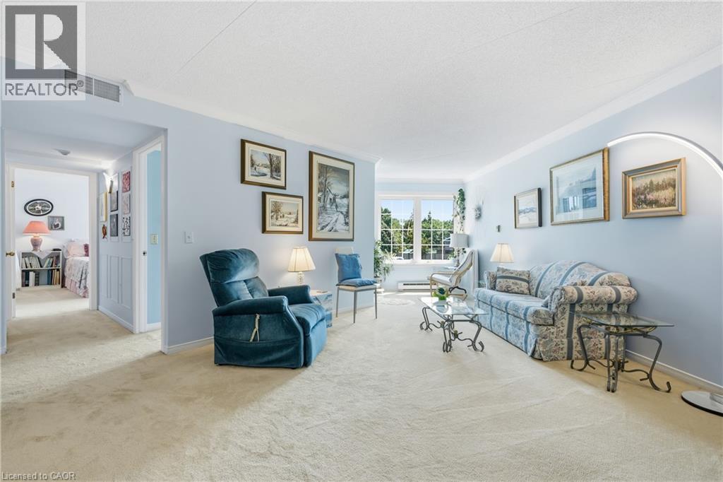 3420 FREDERICK Avenue Unit# 215, Lincoln — photo 3