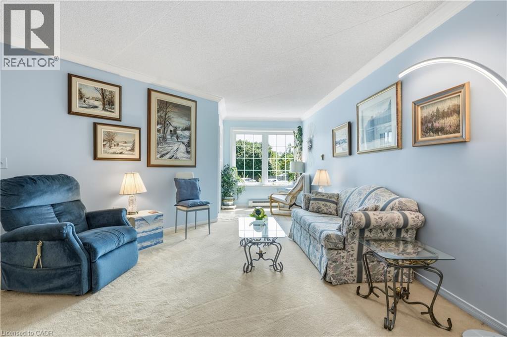 #215 3420 FREDERICK Avenue - 4