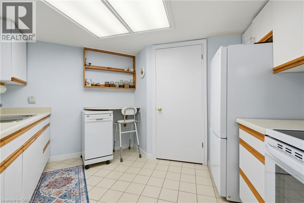 #215 3420 FREDERICK Avenue - 7