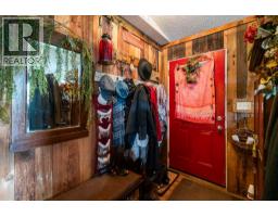 310 Beaver Street, Ferintosh, AB T0B1M0 Photo 11