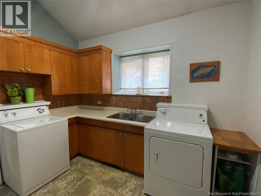 11 Leblond Street - 13