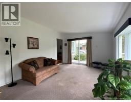 Dining room - 11 Leblond Street, Edmundston, NB E3V4K9 Photo 11