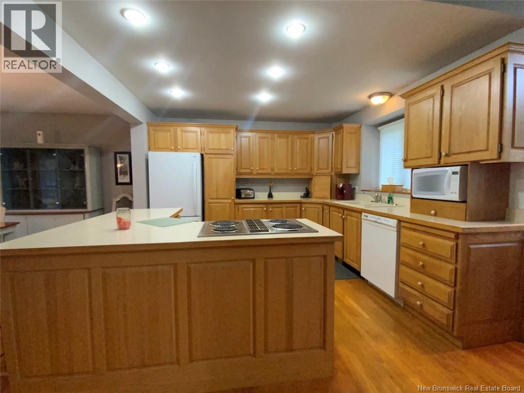 11 Leblond Street - 5
