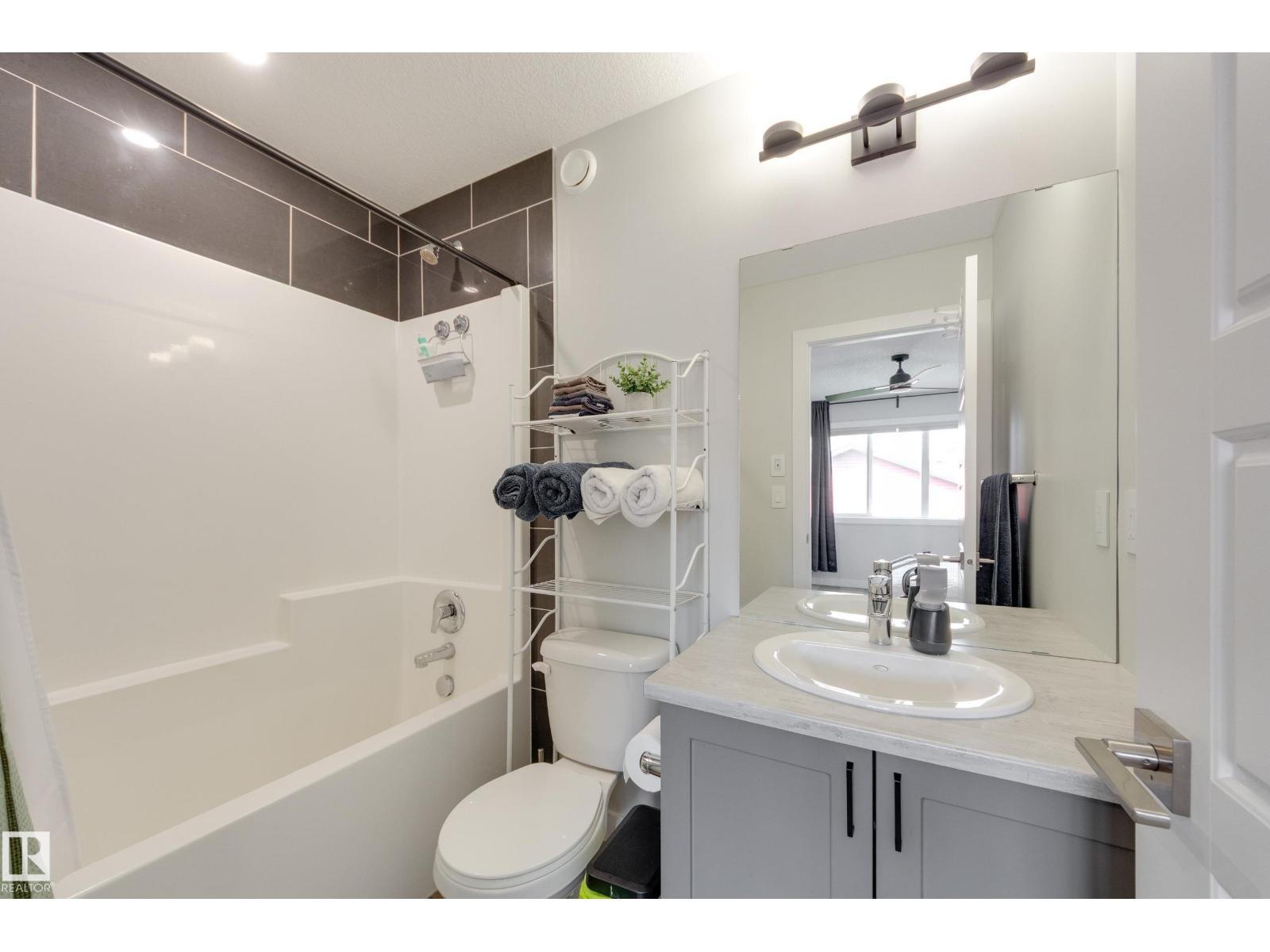 8623 223 ST NW - Image 16