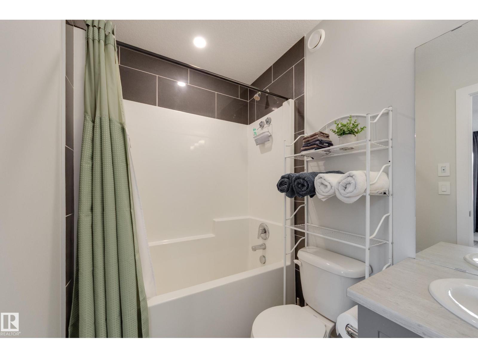 8623 223 ST NW - 17