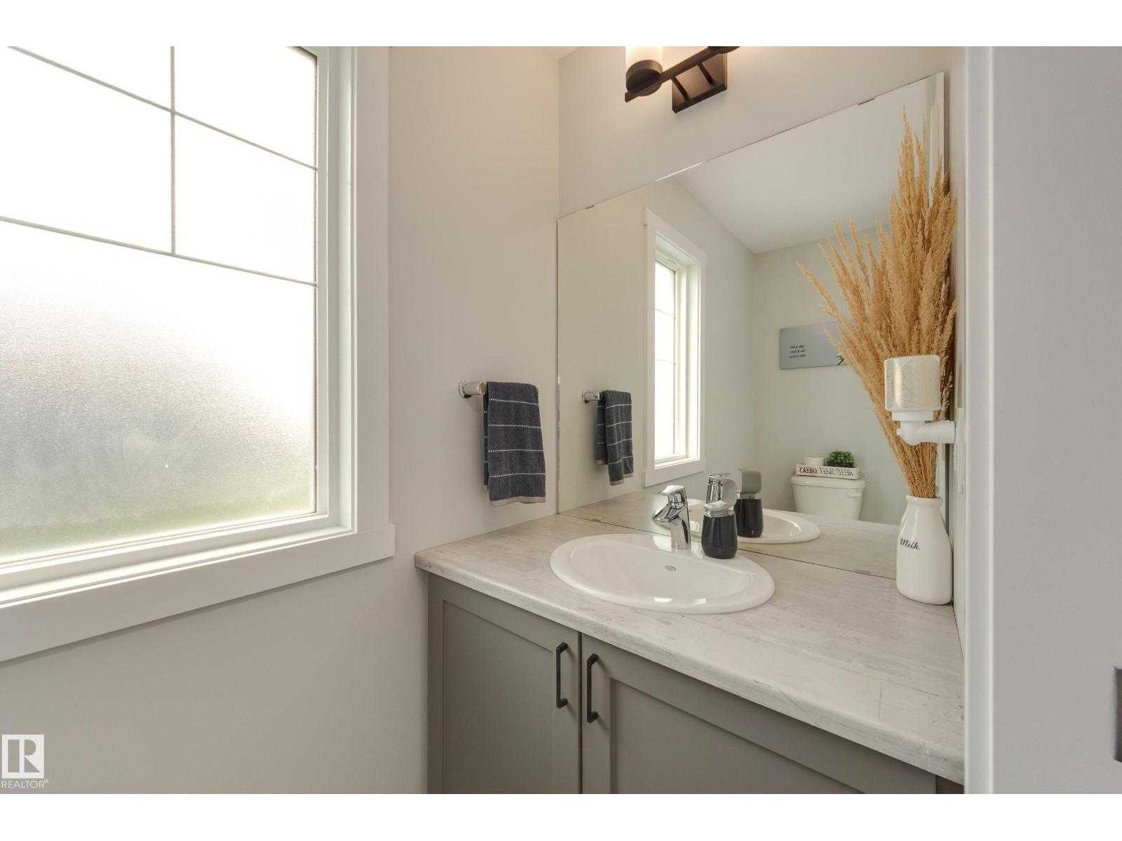 8623 223 ST NW - Image 19