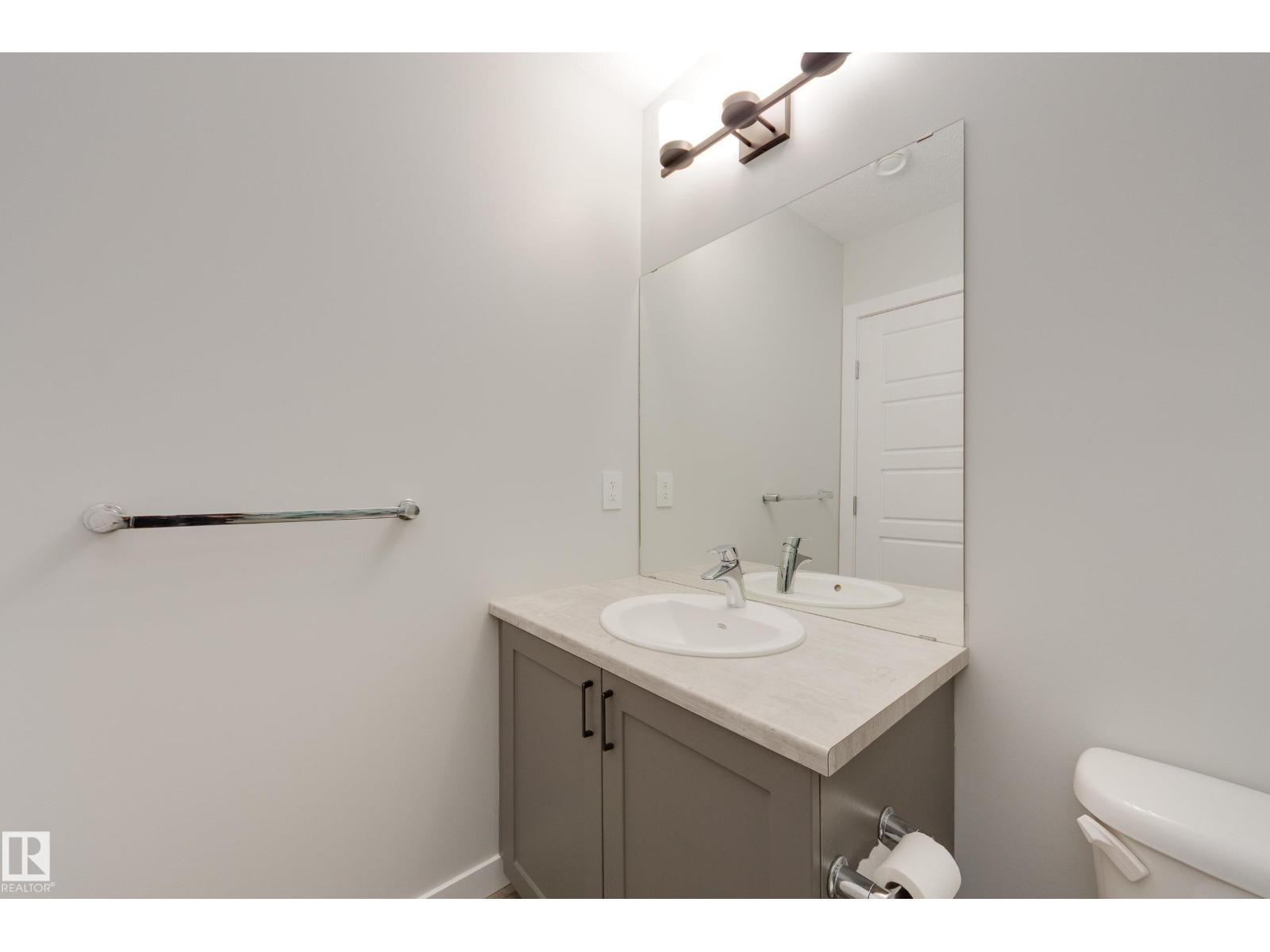 8623 223 ST NW - Image 29