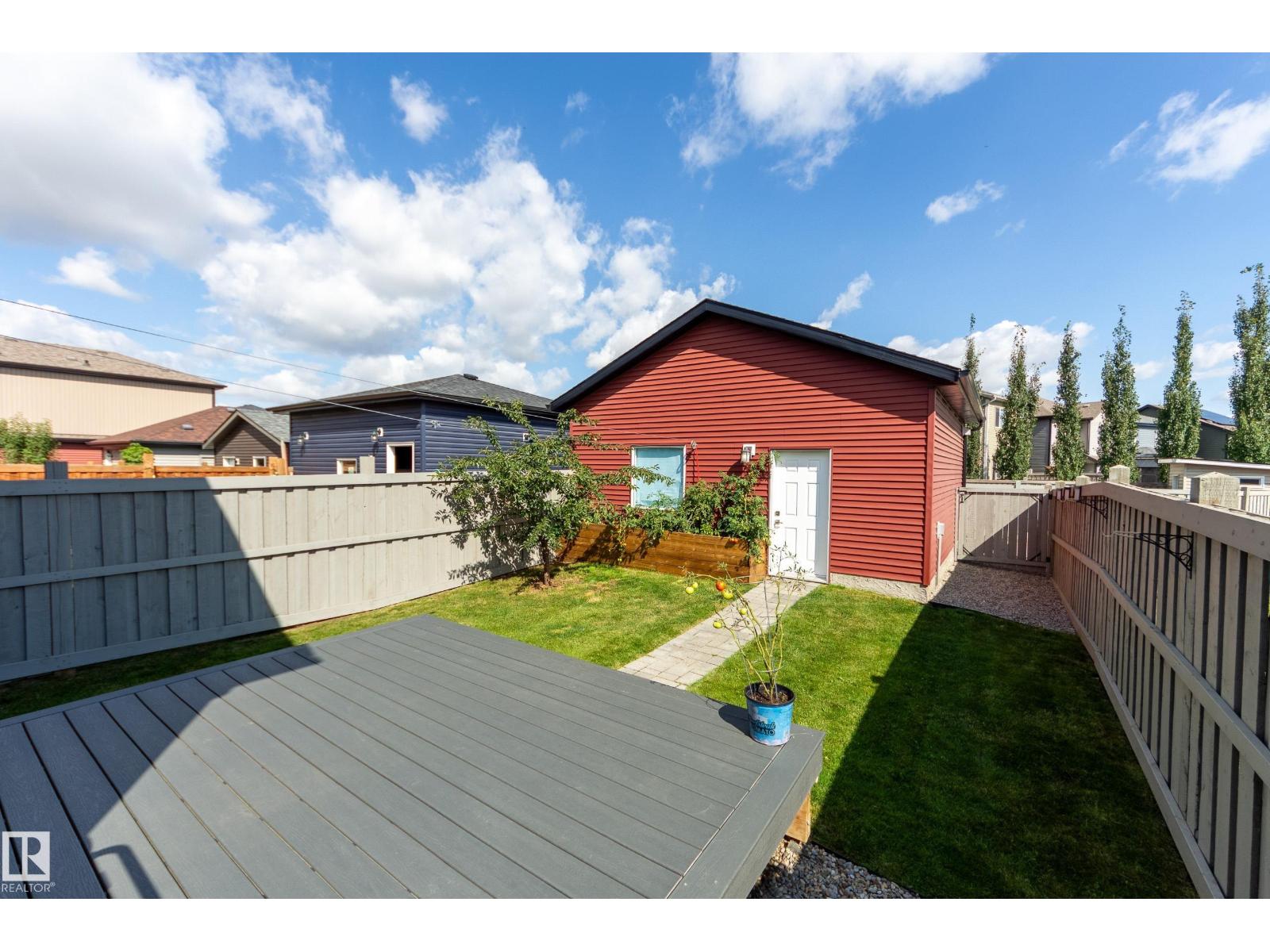 8623 223 ST NW - Image 33