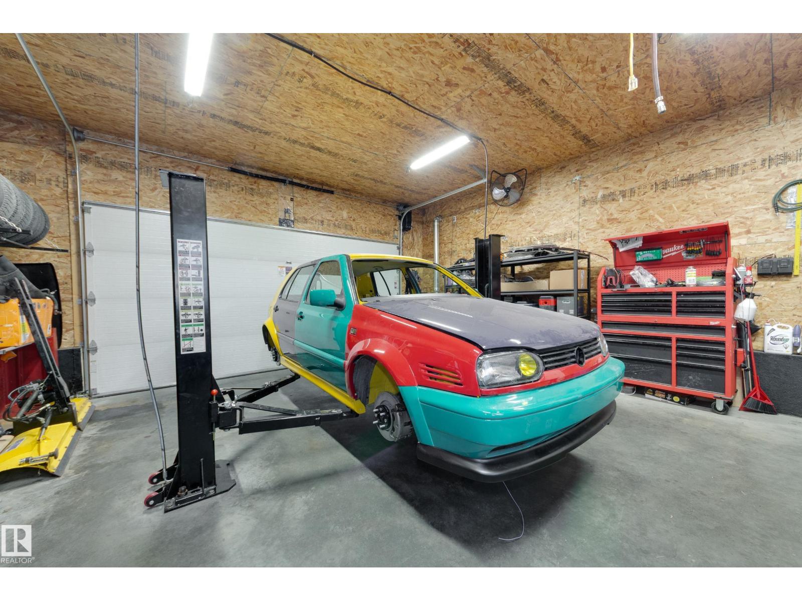 8623 223 ST NW - 38
