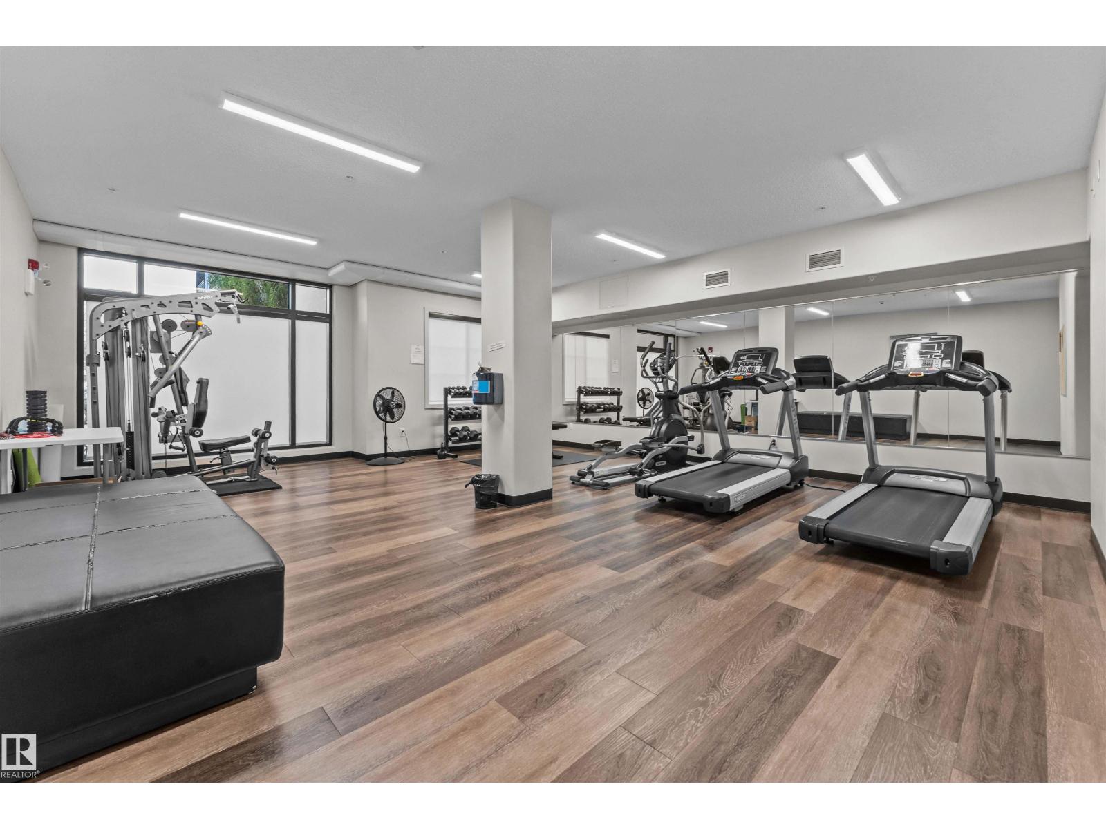 #209 1144 ADAMSON DR SW - 23