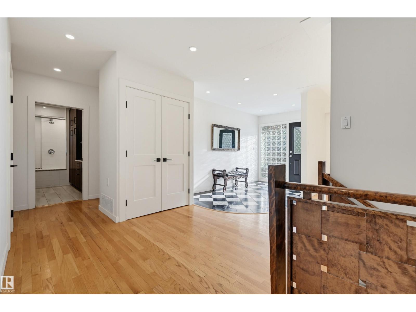 9728 141 ST NW - 13