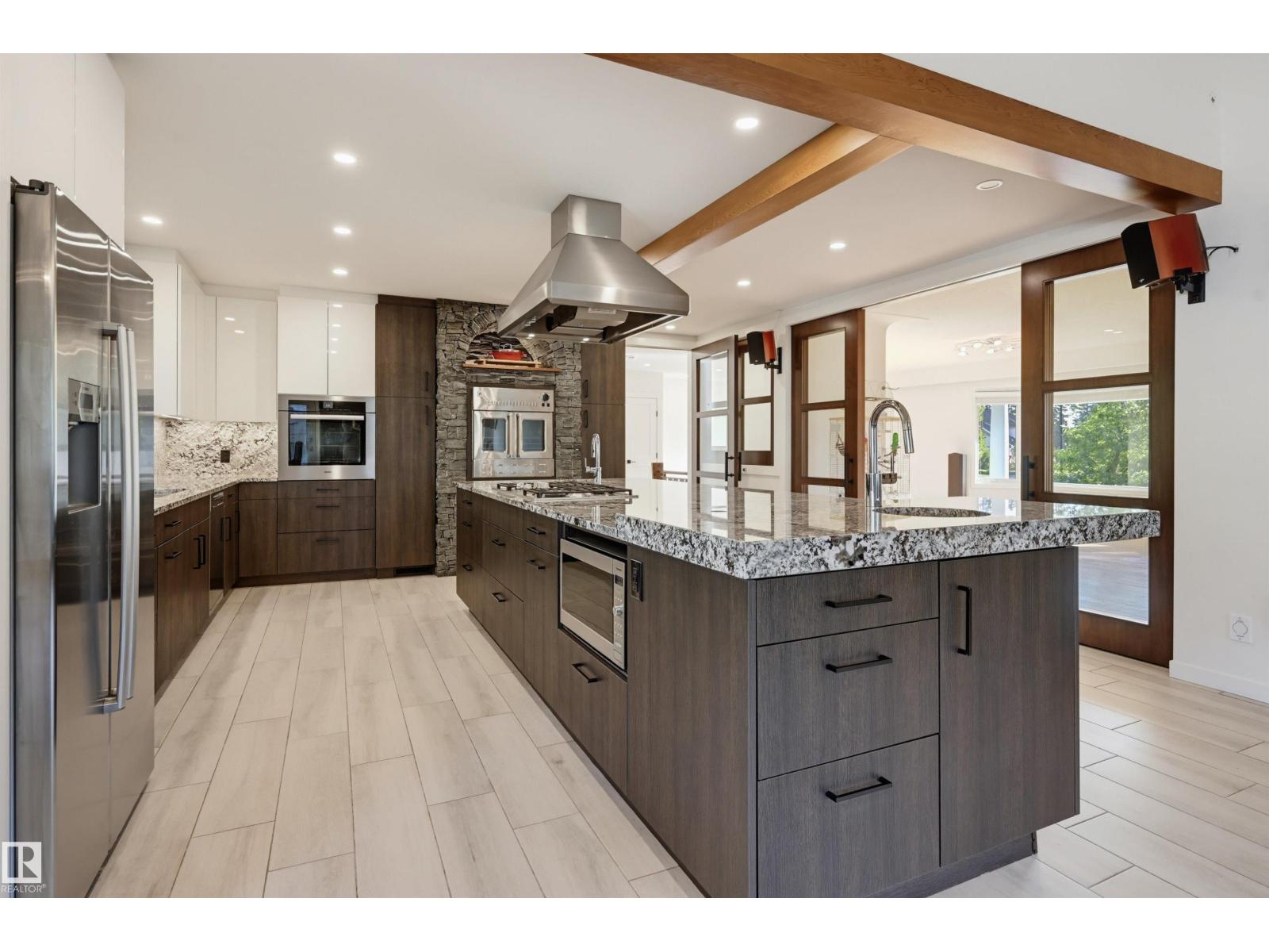 9728 141 ST NW - 20