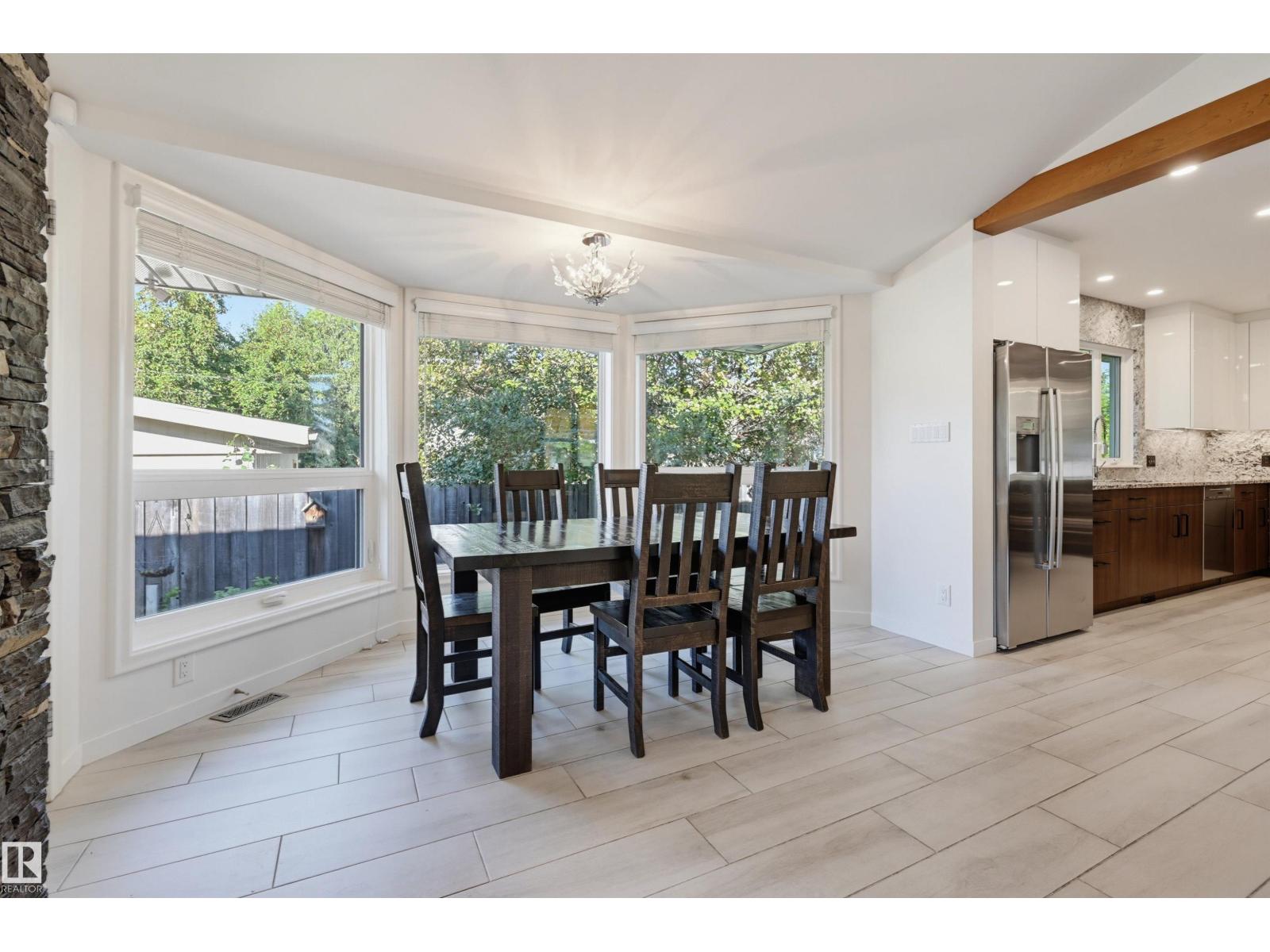 9728 141 ST NW - 29
