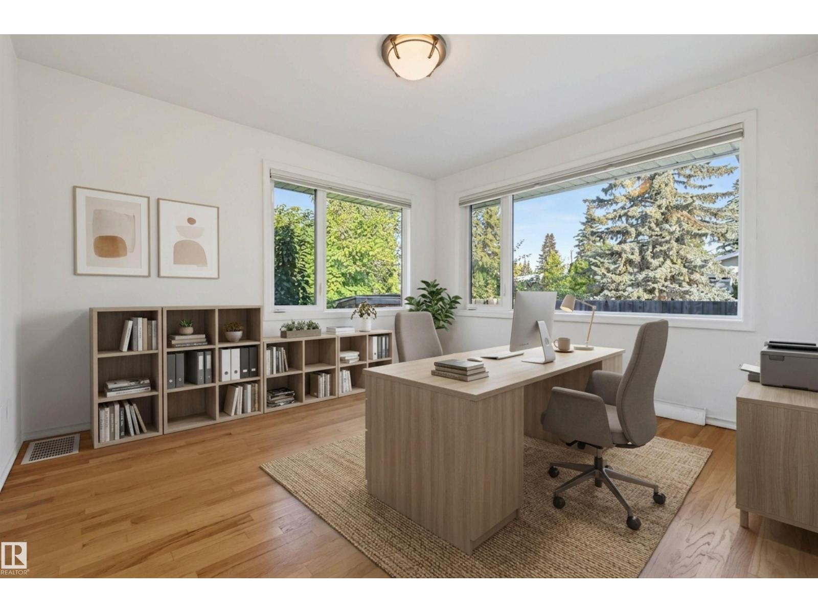 9728 141 ST NW - 44
