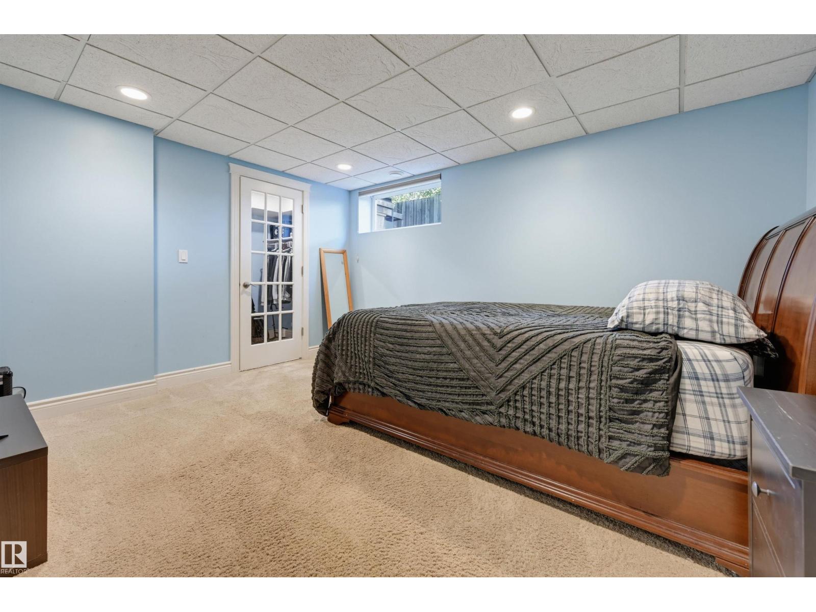 9728 141 ST NW - 53