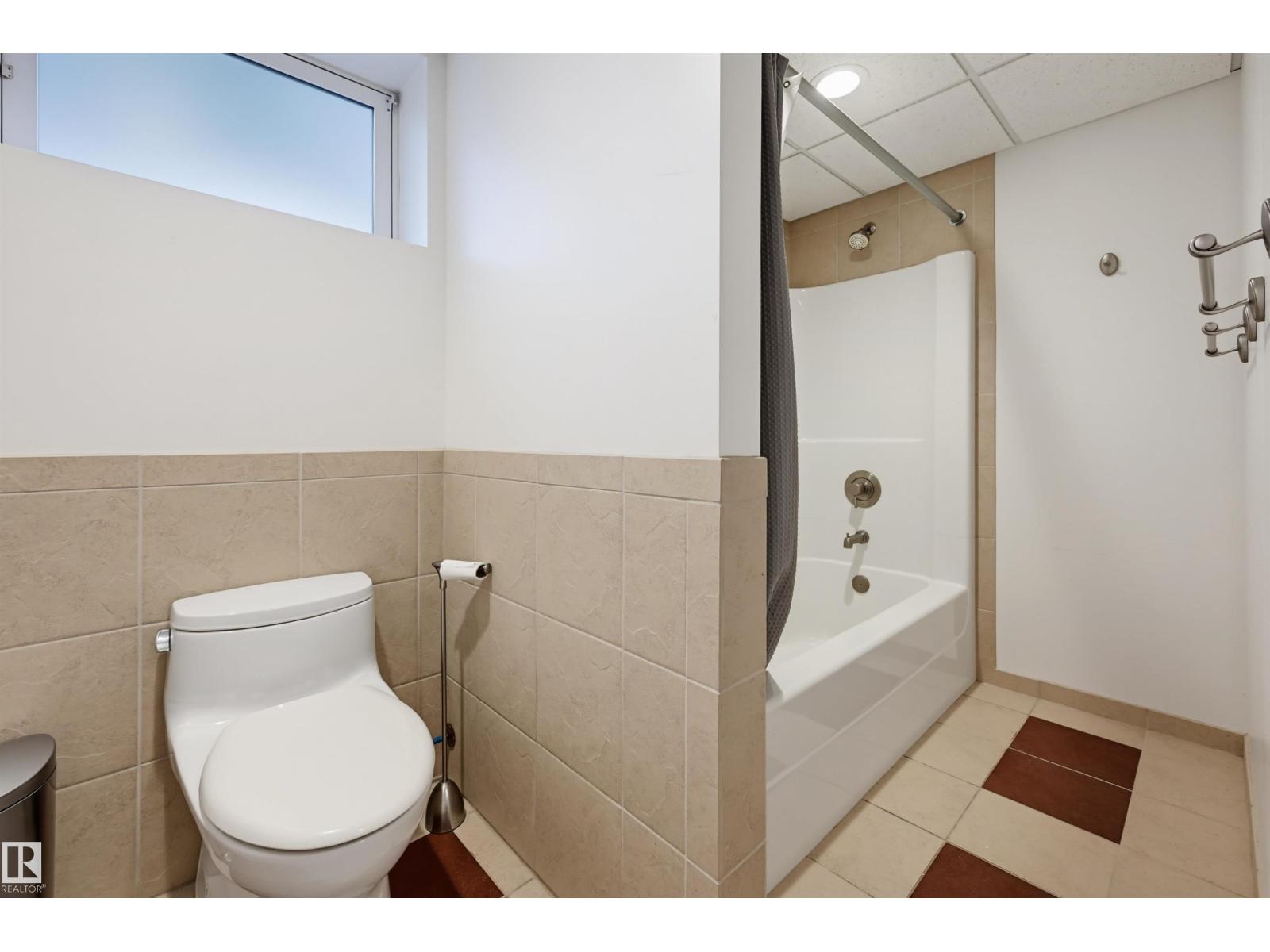9728 141 ST NW - Image 55