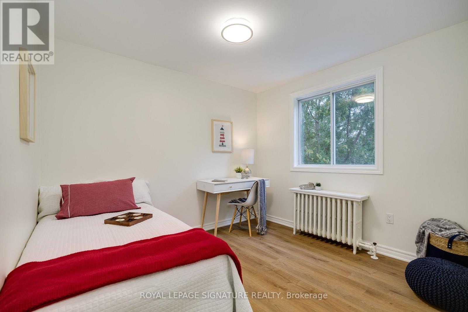14 SUTHERLAND AVENUE - 11