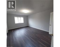 Living room - 5546 Oscar Peterson Boulevard, Mississauga, ON L5M0V4 Photo 9