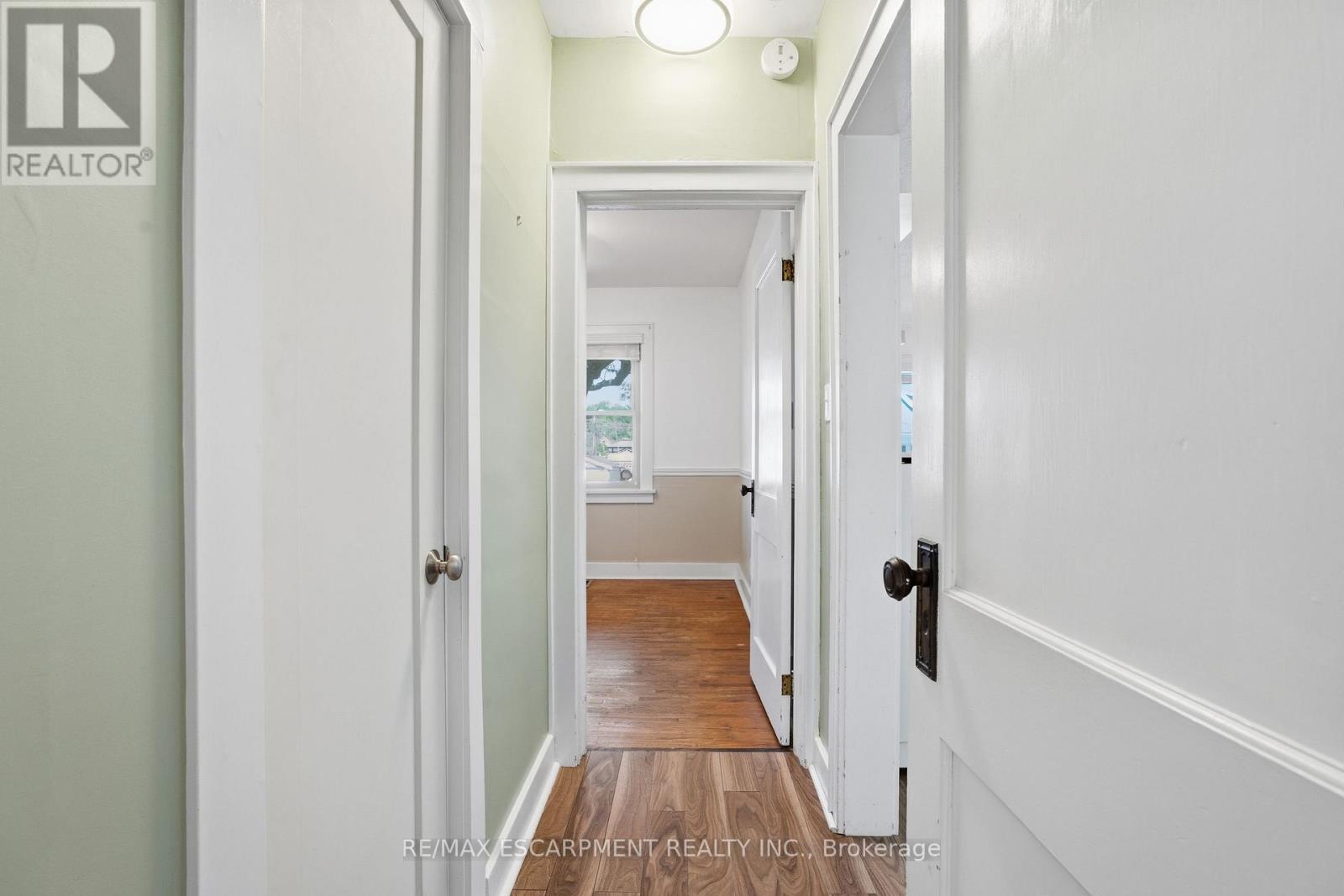 96 PALING AVENUE - 21