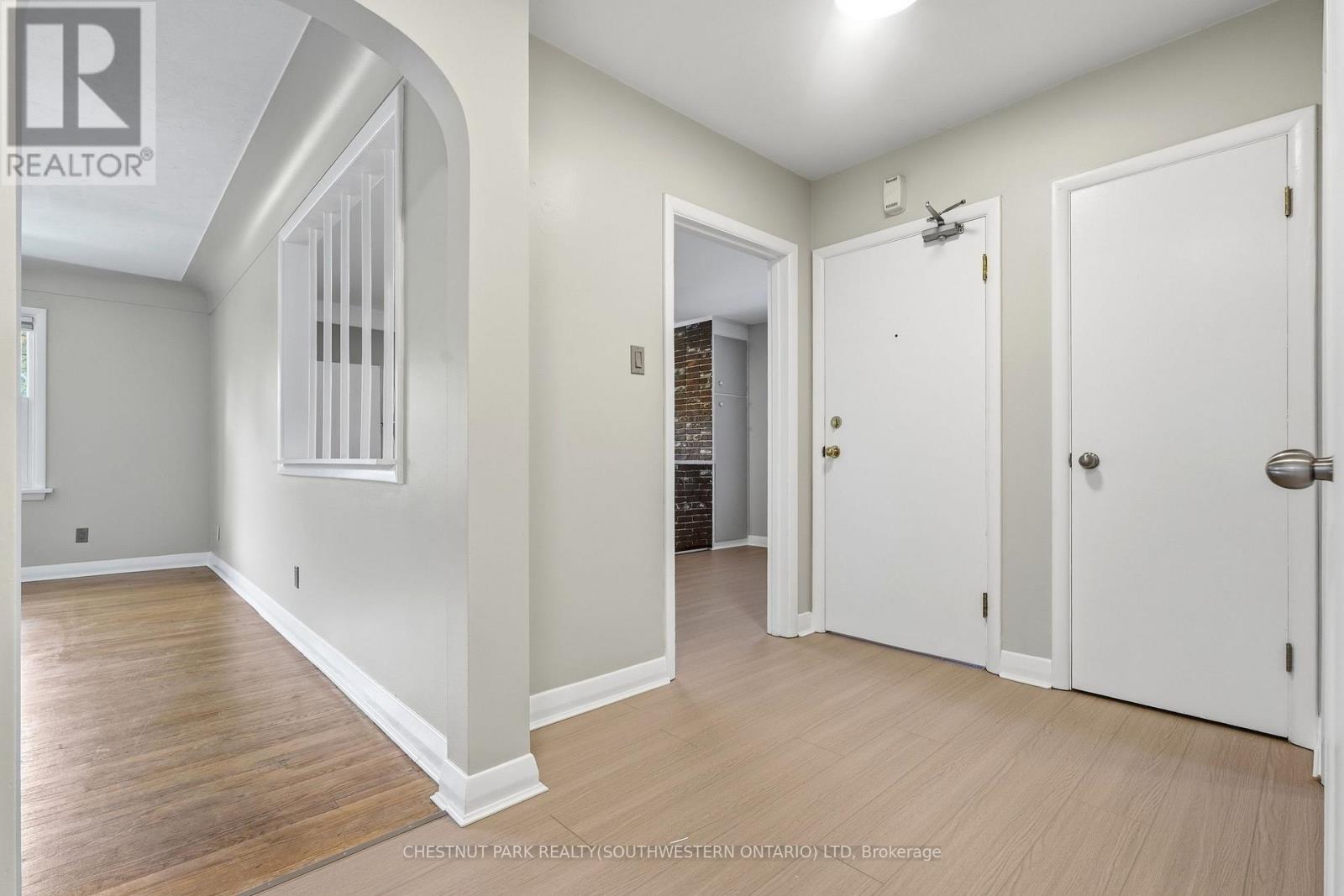 103 MARLBOROUGH AVENUE, Kitchener — photo 7