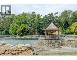 501 327 Maitland St, Victoria, BC V9A7G7 Photo 34
