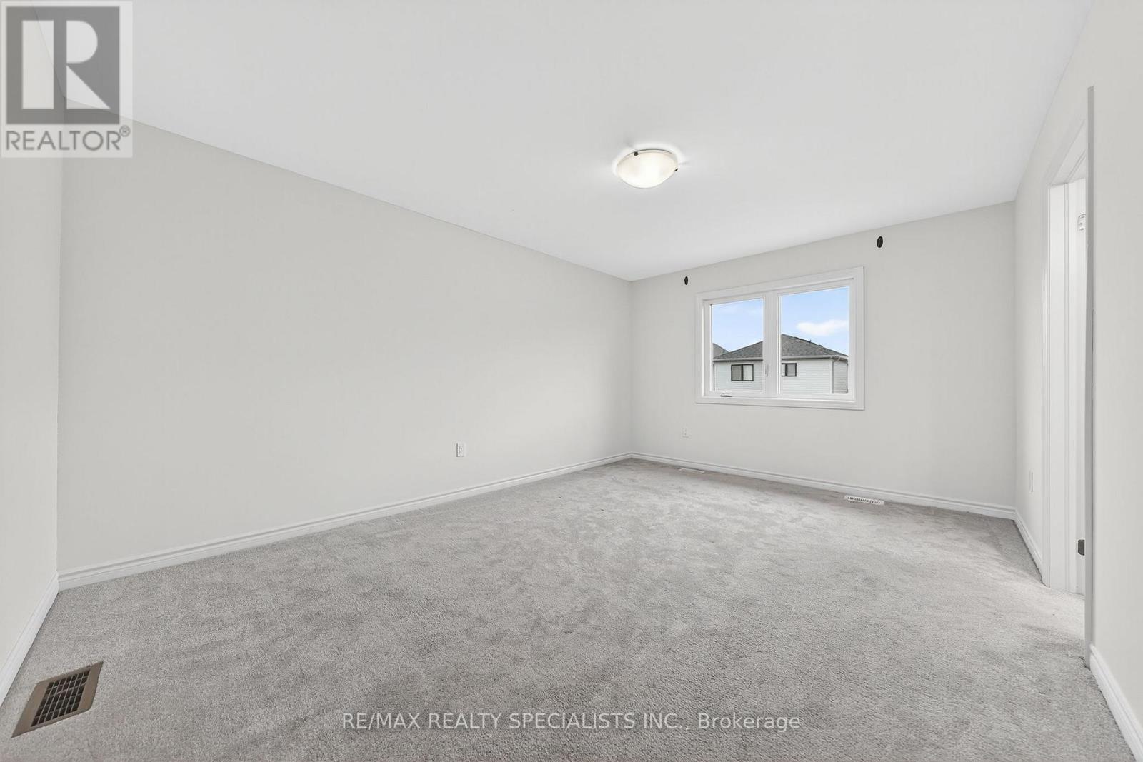 27 HARPIN WAY W - Image 29