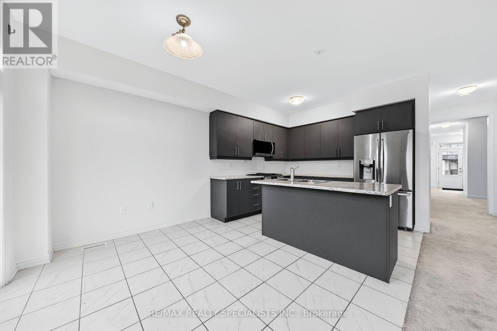 27 HARPIN WAY W - Image 15