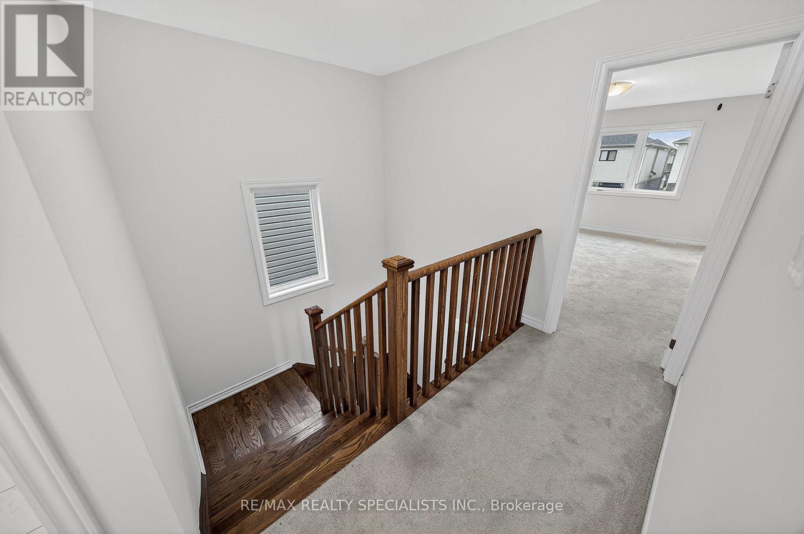 27 HARPIN WAY W - 28