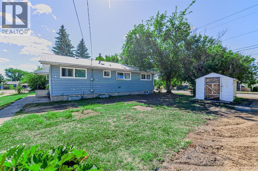 Listing photo – 5402 52 Street, Bashaw
