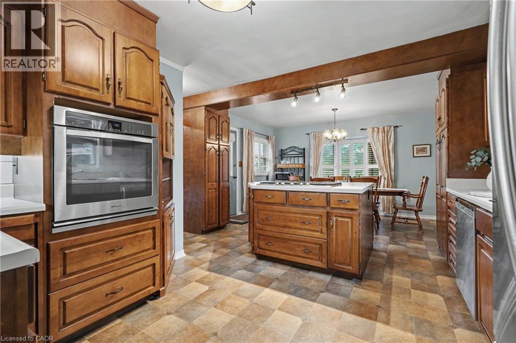 11 MILLER Drive - 11