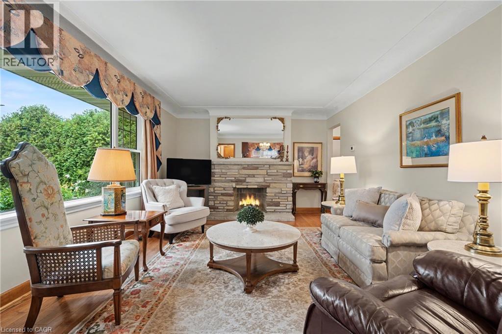 11 MILLER Drive - 6