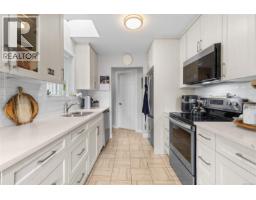 Family room - 661 Marlisa Pl, Langford, BC V9B4Y8 Photo 10