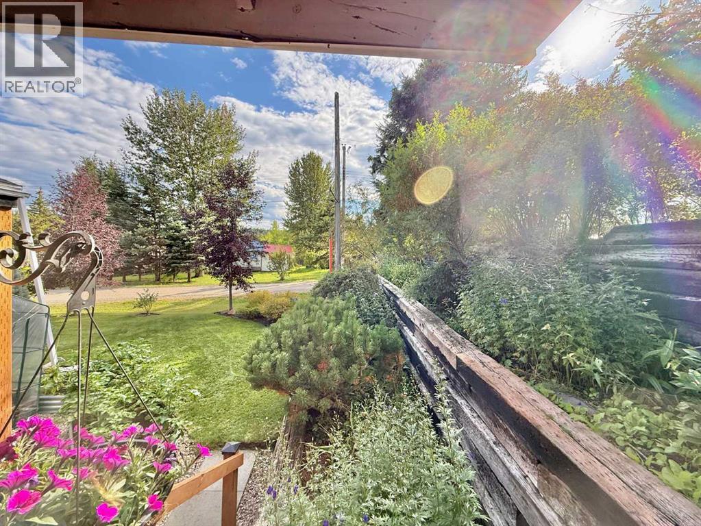 5002 50 Street - Image 48