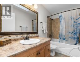 661 Marlisa Pl, Langford, BC V9B4Y8 Photo 33
