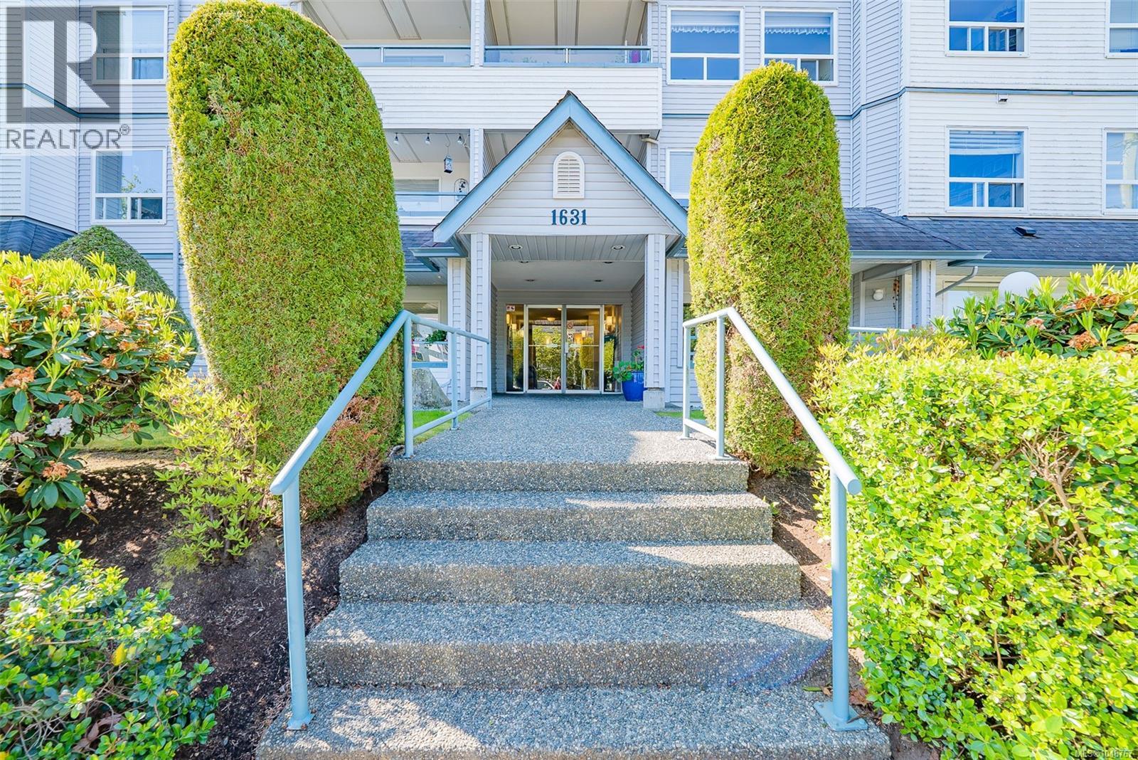 #405, 1631 Dufferin Crescent, Nanaimo