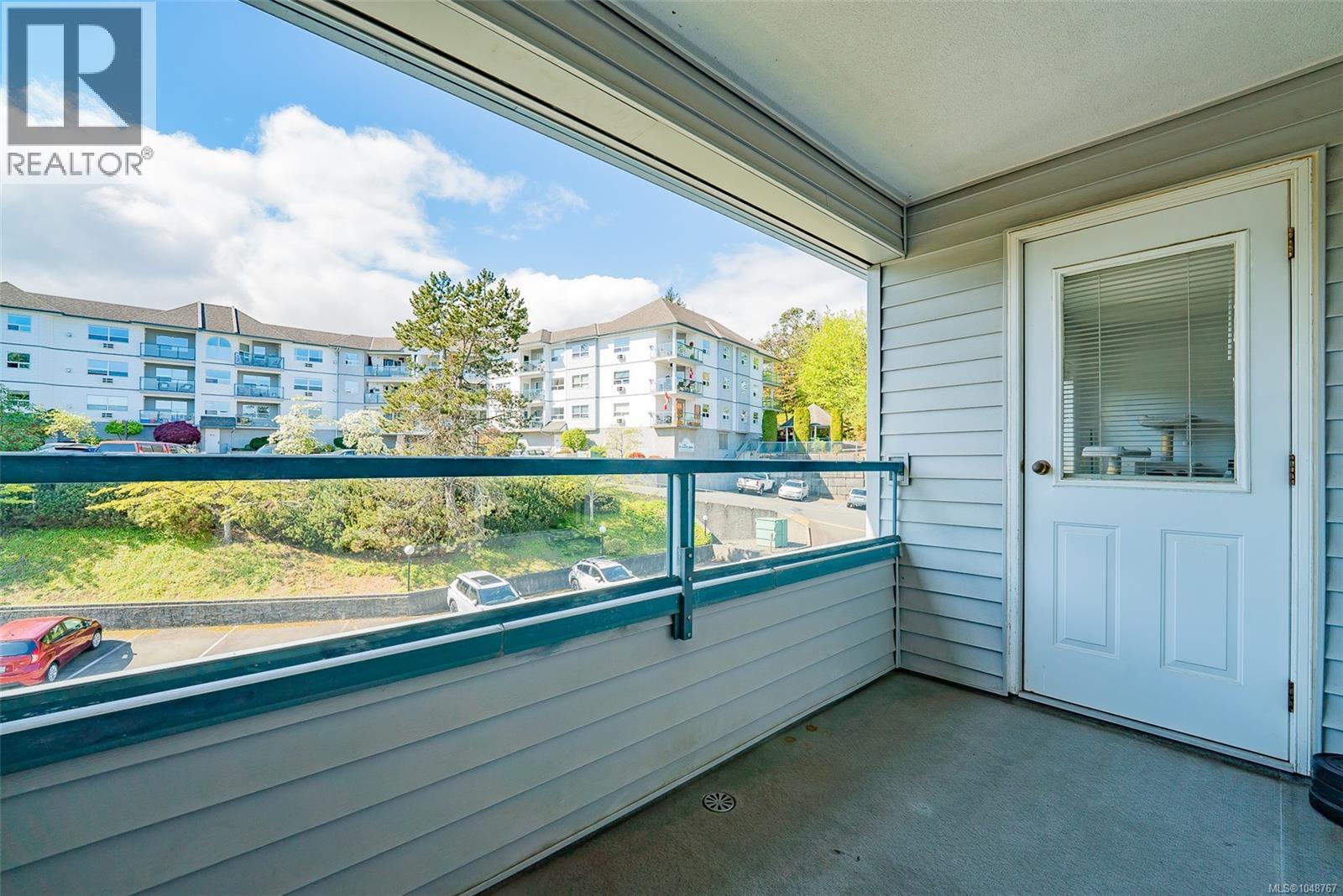#405 1631 Dufferin Cres - 20