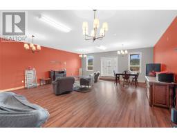 1 Brookside Road thumbnail 16