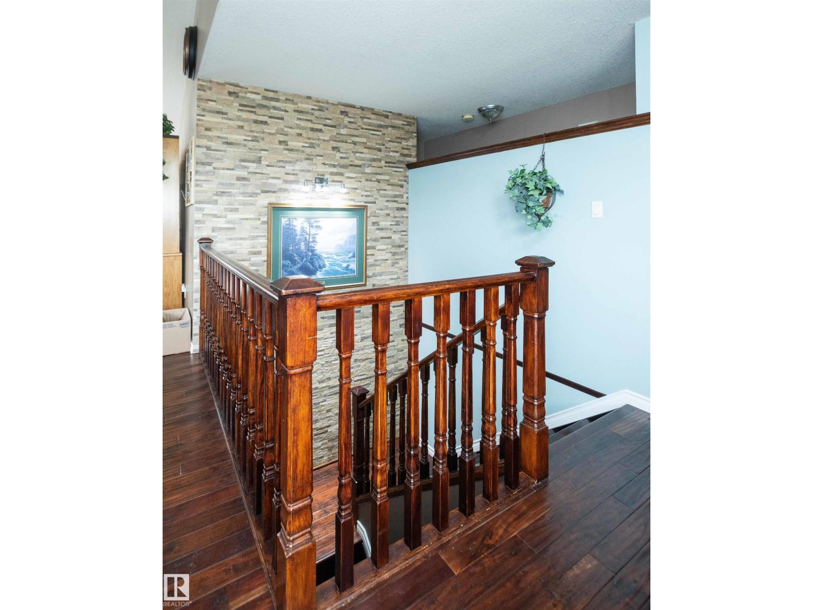 5706 43 street - 9