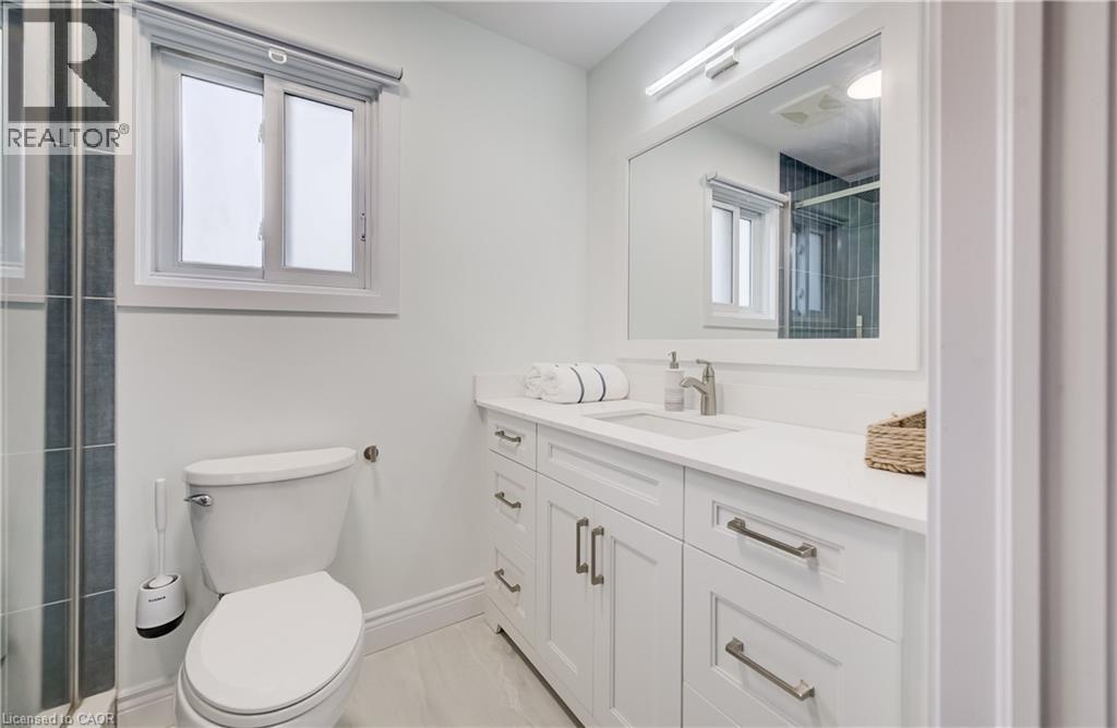245 FERN Crescent - Image 18