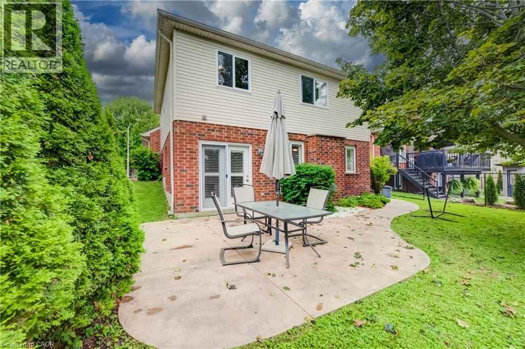 245 FERN Crescent - Image 35