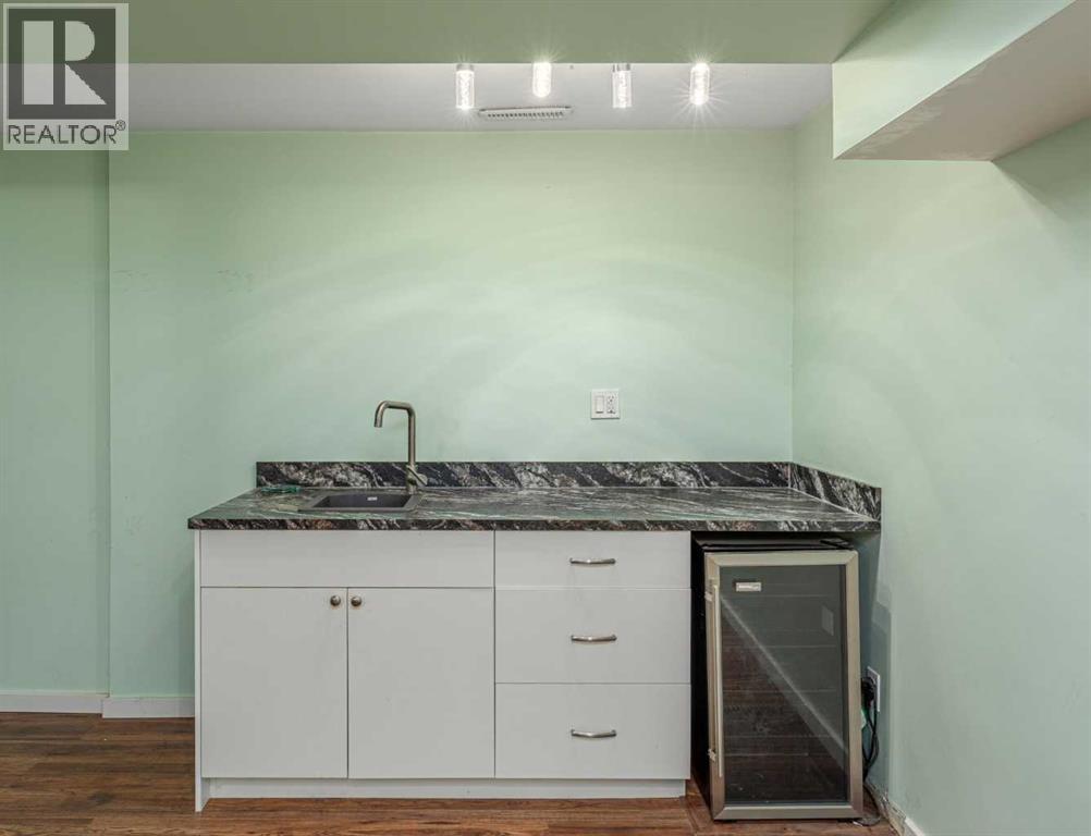 135 Sandarac Place NW - 24