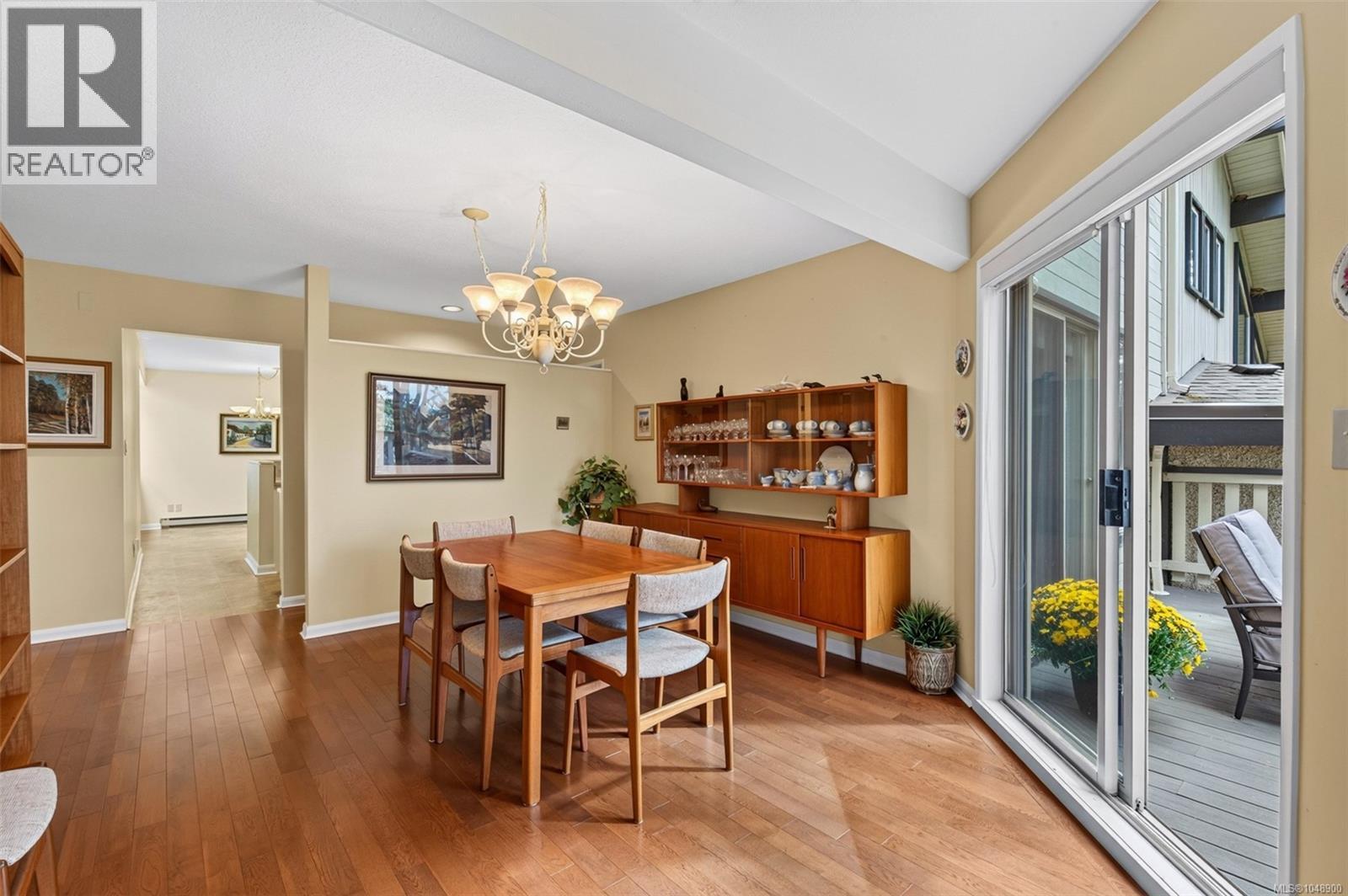 #6 909 Carolwood Dr - 17